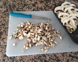 Foto del paso 2 de la receta Nidos mojados en nata con champiñones y jamón