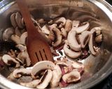 Foto del paso 2 de la receta Fideuá de champiñones