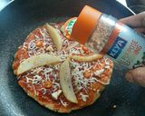 A picture of step 4 of Potato Pizza.