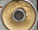 Foto del passaggio 4 della ricetta Tortano vegetariano con pasta madre e olio d'oliva