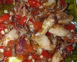 Foto langkah ke 6 dari resep Asin cumi pedass #juliaagustina.