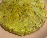 Foto del paso 7 de la receta: Tortilla de papa y cebolla 🧅 🥔