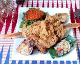 Foto langkah ke 6 dari resep Ikan goreng kremes.