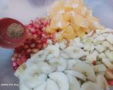 A picture of step 1 of Fruit chaat.