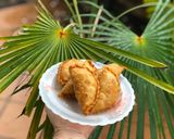 Foto langkah ke 6 dari resep Pastel Jerawat isi suka suka.