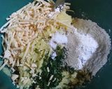 Foto langkah ke 2 dari resep Stik Kentang Keju.