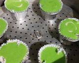 Foto langkah ke 5 dari resep Bolu Kukus Mekar.