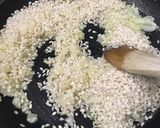 A picture of step 3 of Pumpkin and Prosecco Risotto.