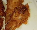 A picture of step 1 of Crispy fried chicken leg piece.