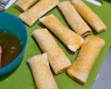 Foto langkah ke 4 dari resep Kreasi Roti Tawar Abon.
