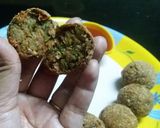 A picture of step 6 of Vegetable Chapati Balls.