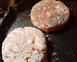Foto del paso 15 de la receta: Combo completo. Pan de hamburguesa, hamburguesa, aros fritos