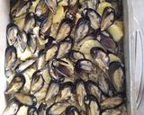 Foto del passaggio 4 della ricetta Riso patate e cozze a modo mio
