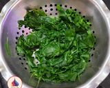 A picture of step 1 of Bathua paratha.