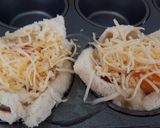 Foto del paso 1 de la receta: Cazuelitas de pan de molde y huevo