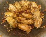 รูปขั้นตอนการทำที่ 2 ของ แซ่บแห้งปีกไก่