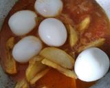 Foto langkah ke 4 dari resep Sambal Telur Rebus dan Kentang.