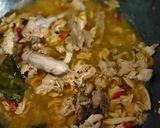 Foto langkah ke 3 dari resep Ayam suwir pedas nikmat.