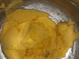 Simple vanilla cake