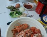Foto langkah ke 1 dari resep Seafood mix saus padang.