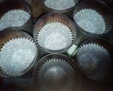 A picture of step 8 of Vanilla cupcakes.