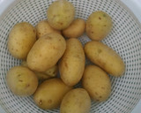 Foto del paso 1 de la receta: Patatas para guarnición 🥔