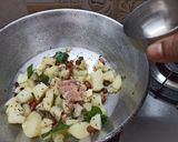 उपवासाची बटाटा भाजी (upwasachi batata bhaji recipe in marathi) रेसिपी स्टेप 4 फोटो 