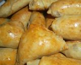 A picture of step 6 of Baked meat roll.