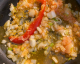 Foto del paso 1 de la receta: Arroz facilísimo de chipirones con habitas y alcachofas