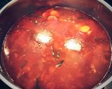 Tejfölös, kolbászos zöldbableves recept fázis 3 fotója