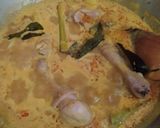 Foto langkah ke 4 dari resep Kare Ayam Kentang.