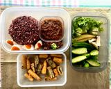รูปขั้นตอนการทำที่ 6 ของ เมนูข้าวกล่อง🍚น้ำพริกลงเรือสูตรถั่วเน่าแคปเคียงไข่เค็ม🍄เห็ดออรินจิหวาน🌽🥬ผักทอดและผักลวก🌶️🫛🌶️🧄
