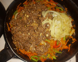 Foto del paso 5 de la receta: Chow Mein con carne (Fideos con verduras salteadas y carne)