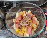 चटपटी फ्रूट चाट(chatpati fruit chaat recipe in Hindi) रेसिपी चरण 1 फोटो