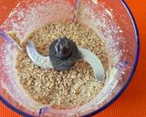 A picture of step 2 of Sunflower seeds Energy Bars.
