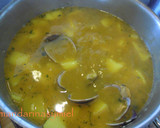 Foto del paso 3 de la receta: Sopa de almejas y patata