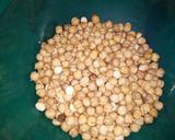 A picture of step 1 of Chickpea laddoo (chana laddoo).