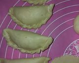 A picture of step 2 of Layered Gujiya.