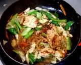 A picture of step 3 of Pad See Ew with Chicken and Thin Rice Noodles.