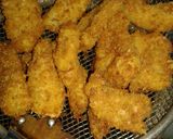Foto langkah ke 6 dari resep Nugget ikan + homemade bread crumbs step by step.