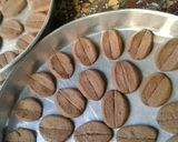 صورة لخطوة 2 من وصفة حبات القهوة ☕