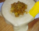 A picture of step 3 of How to use meat pie cutter.