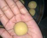 கண்டன்ஸ்டு மில்க் பால்ஸ் (பன்) ரெசிபி ஸ்டேப் 5 புகைப்படம்