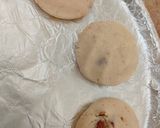 A picture of step 6 of Khalifa Naan Khataie 😋😋.