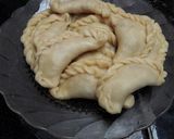 Foto langkah ke 3 dari resep Pastel Abon ekonomis.