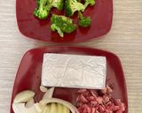 Foto langkah ke 3 dari resep Baked Potato Cheese Broccoli.