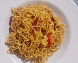 Foto langkah ke 5 dari resep Oseng mie ala angkringan.