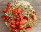 Foto del paso 2 de la receta: Granola casera con fresón y chocolate negro en freidora de aire