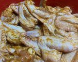 Foto langkah ke 2 dari resep Sayap ayam bakar bara api.