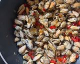 Mediterrán kagylóragu recept fázis 2 fotója